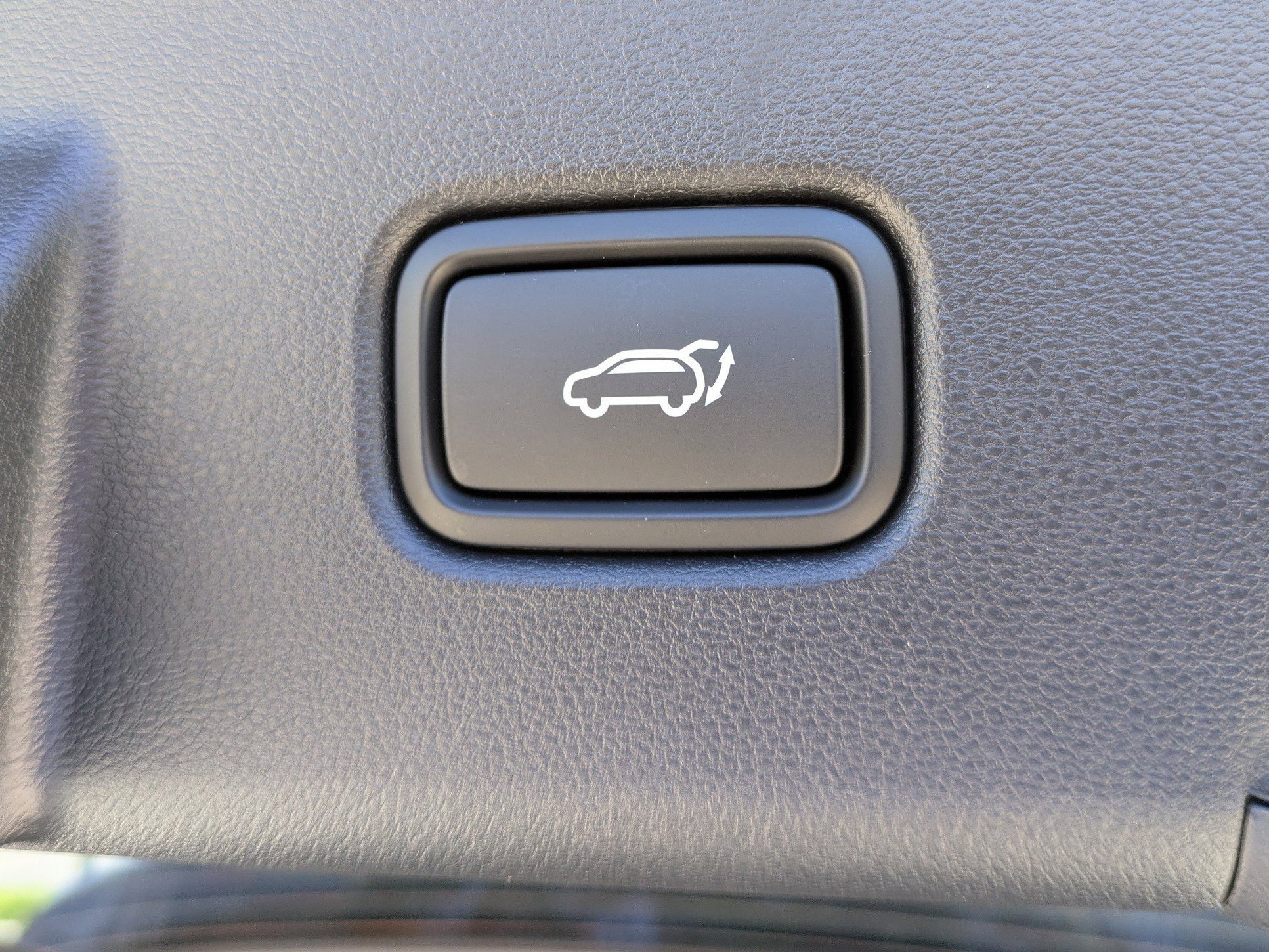 New 2026 Rockwood Green Hyundai SEL FWD image 16