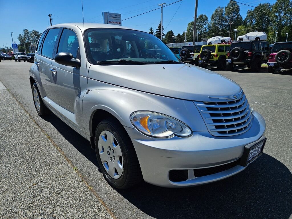 Used 2009 Bright Silver Metallic Clear Coat Chrysler LX image 7