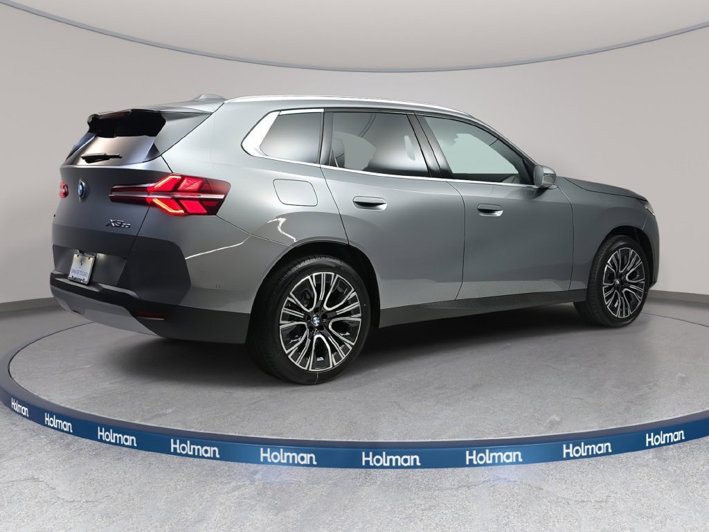Used 2026 Skyscraper Grey Metallic BMW 30 xDrive image 5