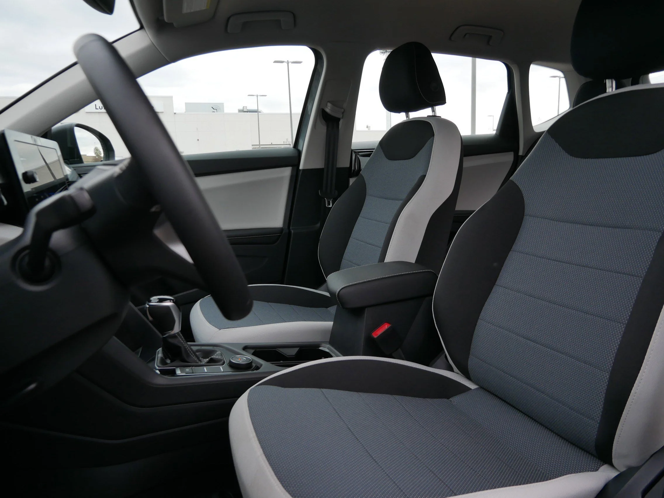 New 2026 Platinum Gray Metallic Volkswagen S image 4