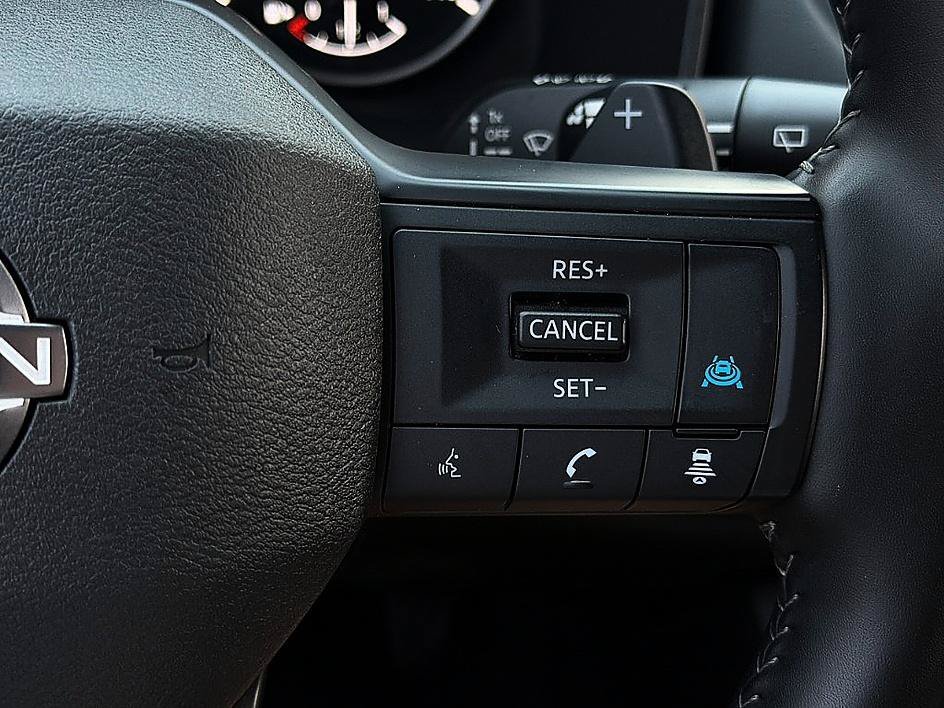 Used 2025 Gun Metallic Nissan SV image 17