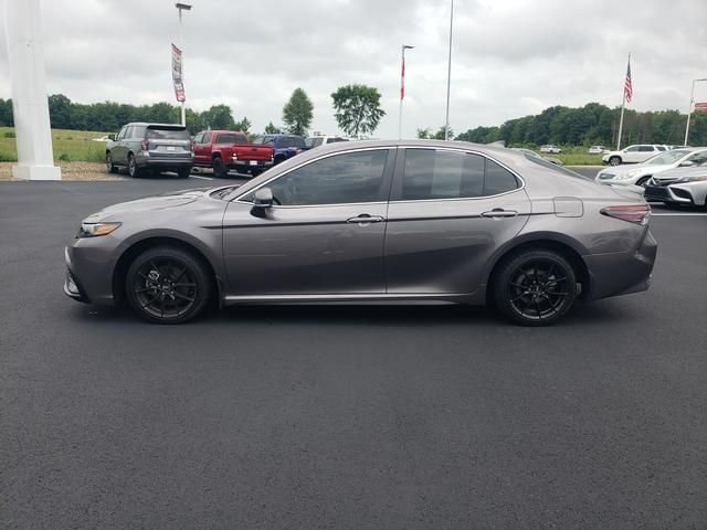 Used 2024 Gray Toyota SE image 9