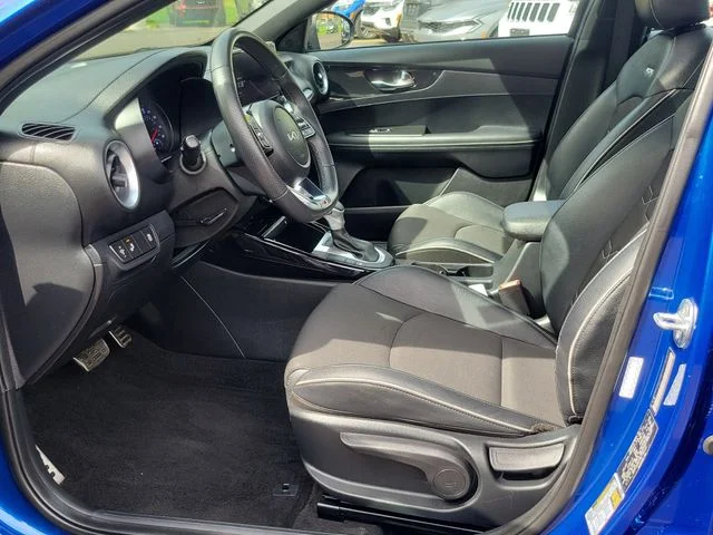 Certified Used 2024 Deep Sea Blue Kia GT-Line image 9
