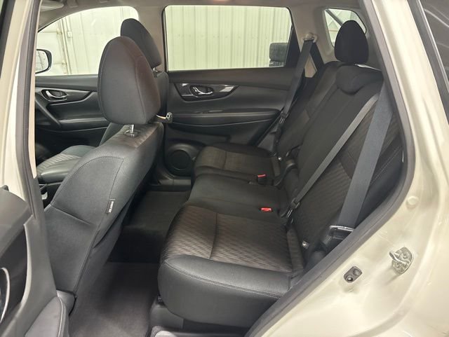 2018 Nissan Rogue SV - Photo 20