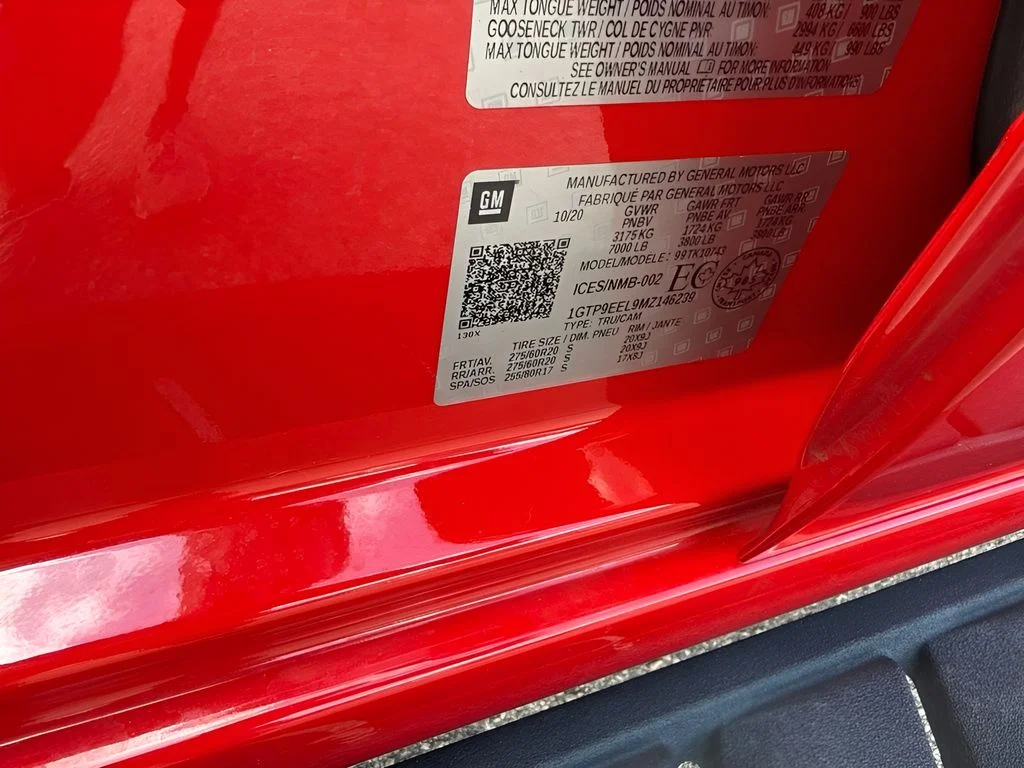 Used 2021 Red GMC AT4 image 41