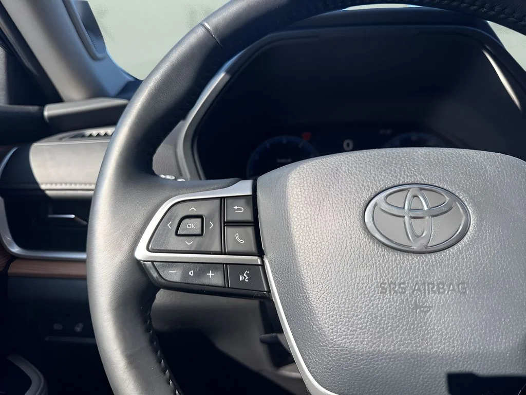 Used 2025 Blue Toyota Limited image 15