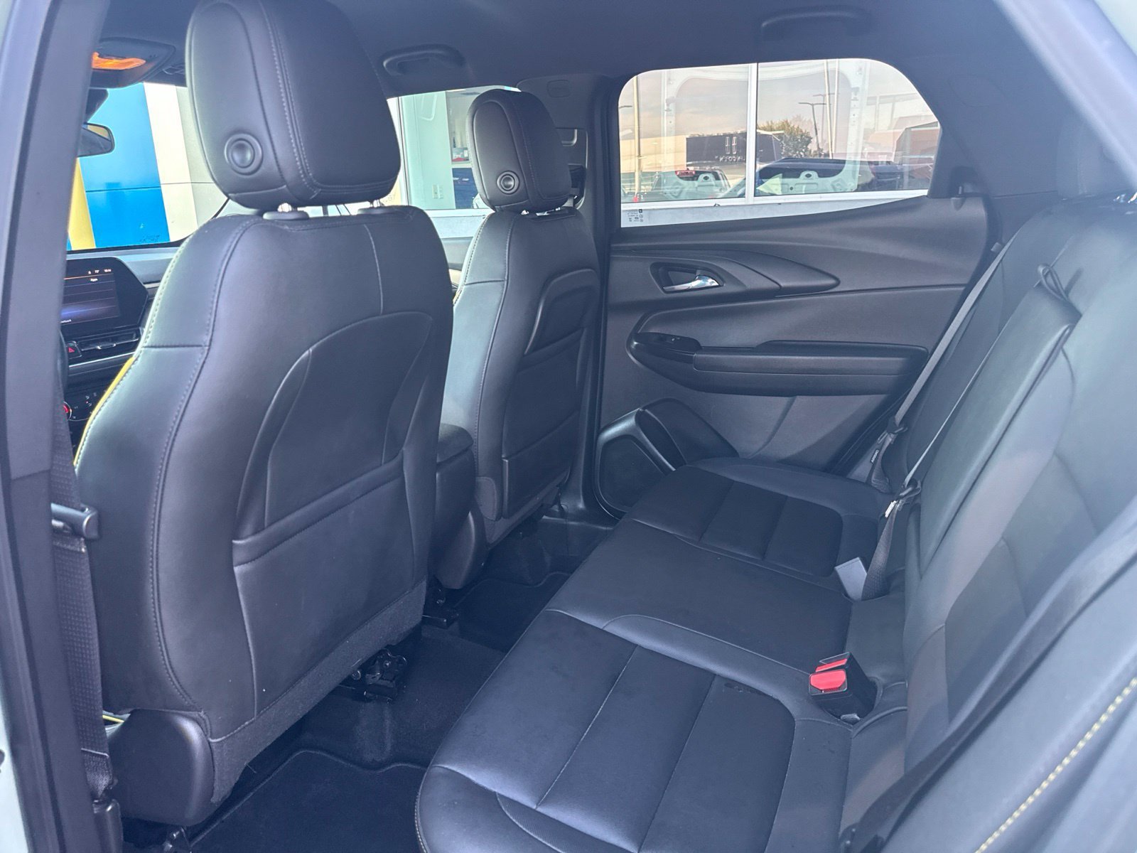 Used 2024 Cacti Green Chevrolet ACTIV image 12