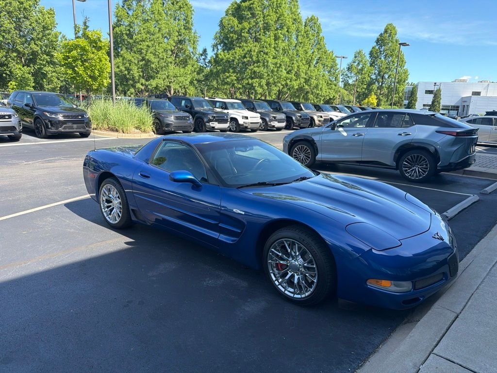 Used 2002 Electron Blue Metallic Chevrolet Z06 image 11