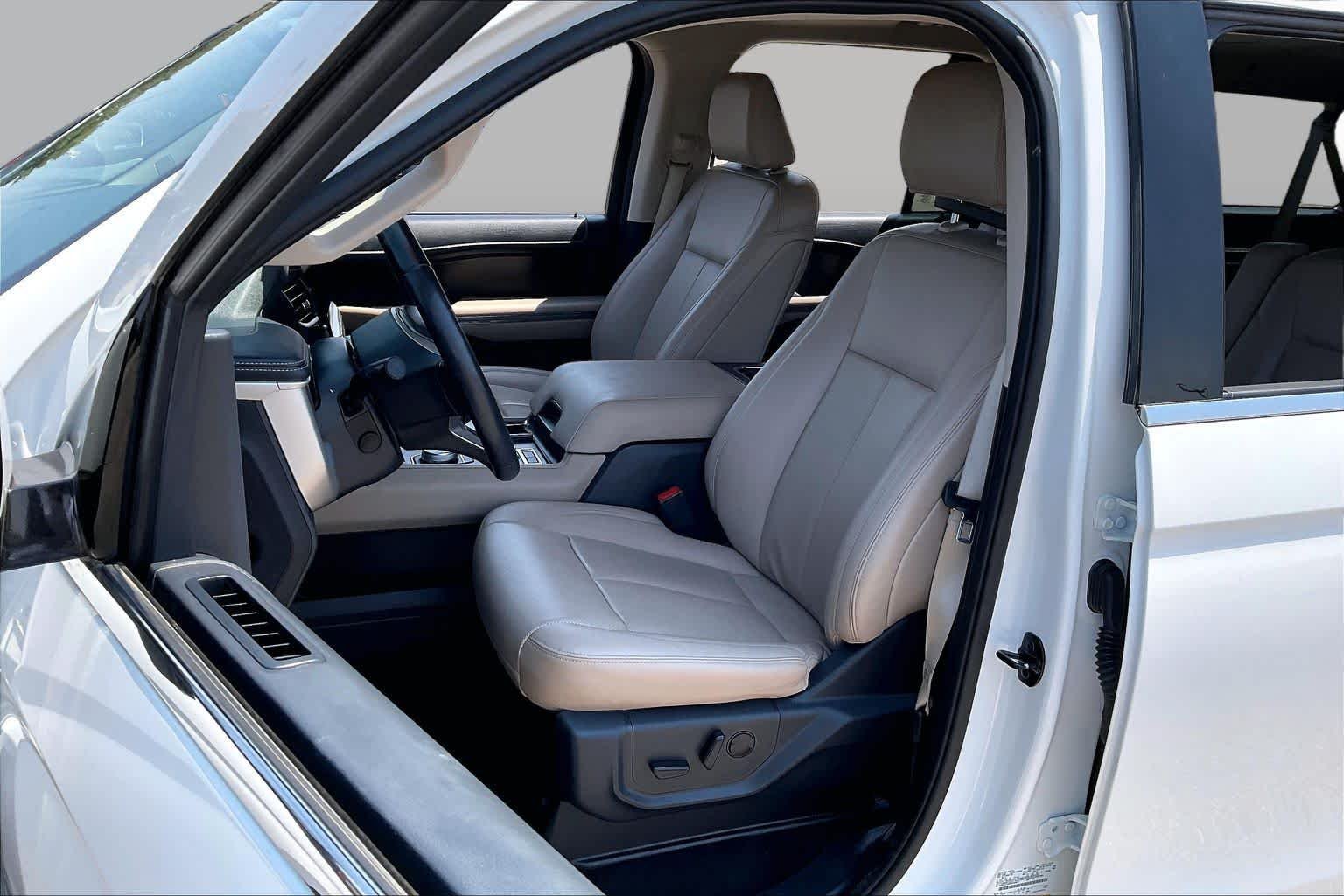 Used 2024 Star White Metallic Tri-Coat Ford XLT image 7