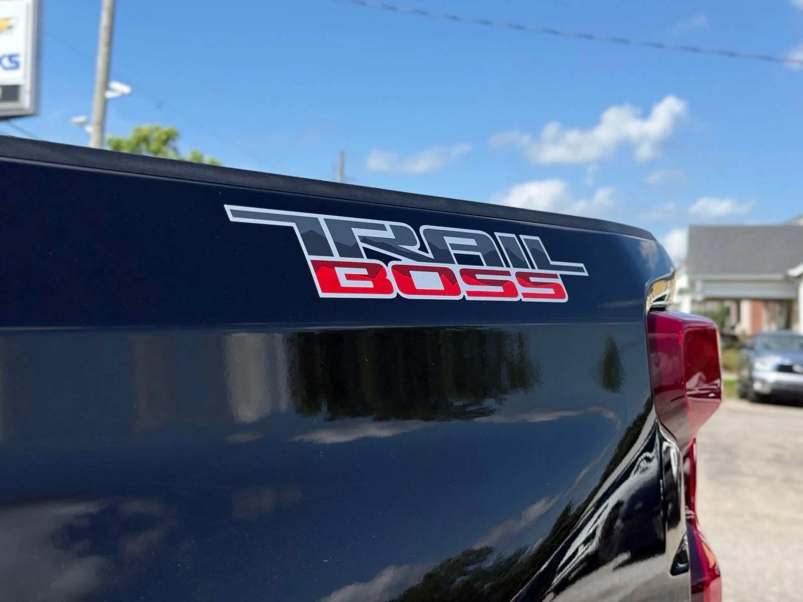 Used 2022 Black Chevrolet LT Trail Boss image 11