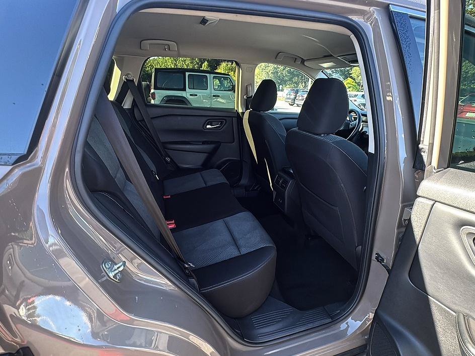 Used 2025 Baja Storm Metallic Nissan SV image 6