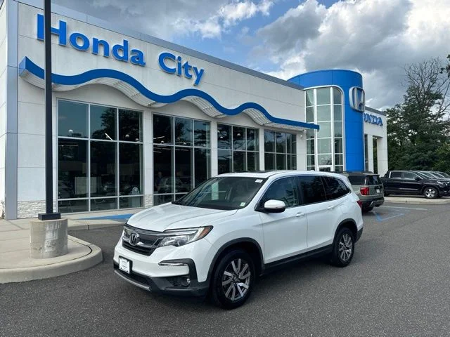 Certified Used 2020 Platinum White Pearl Honda EX-L image 2