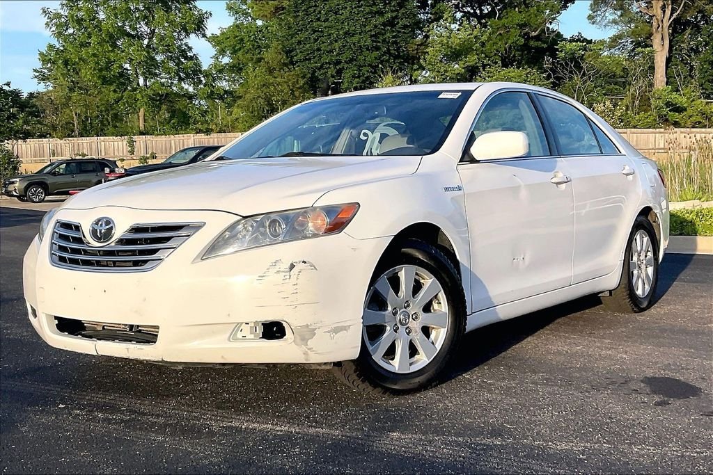 Used 2007 White Toyota Base image 11