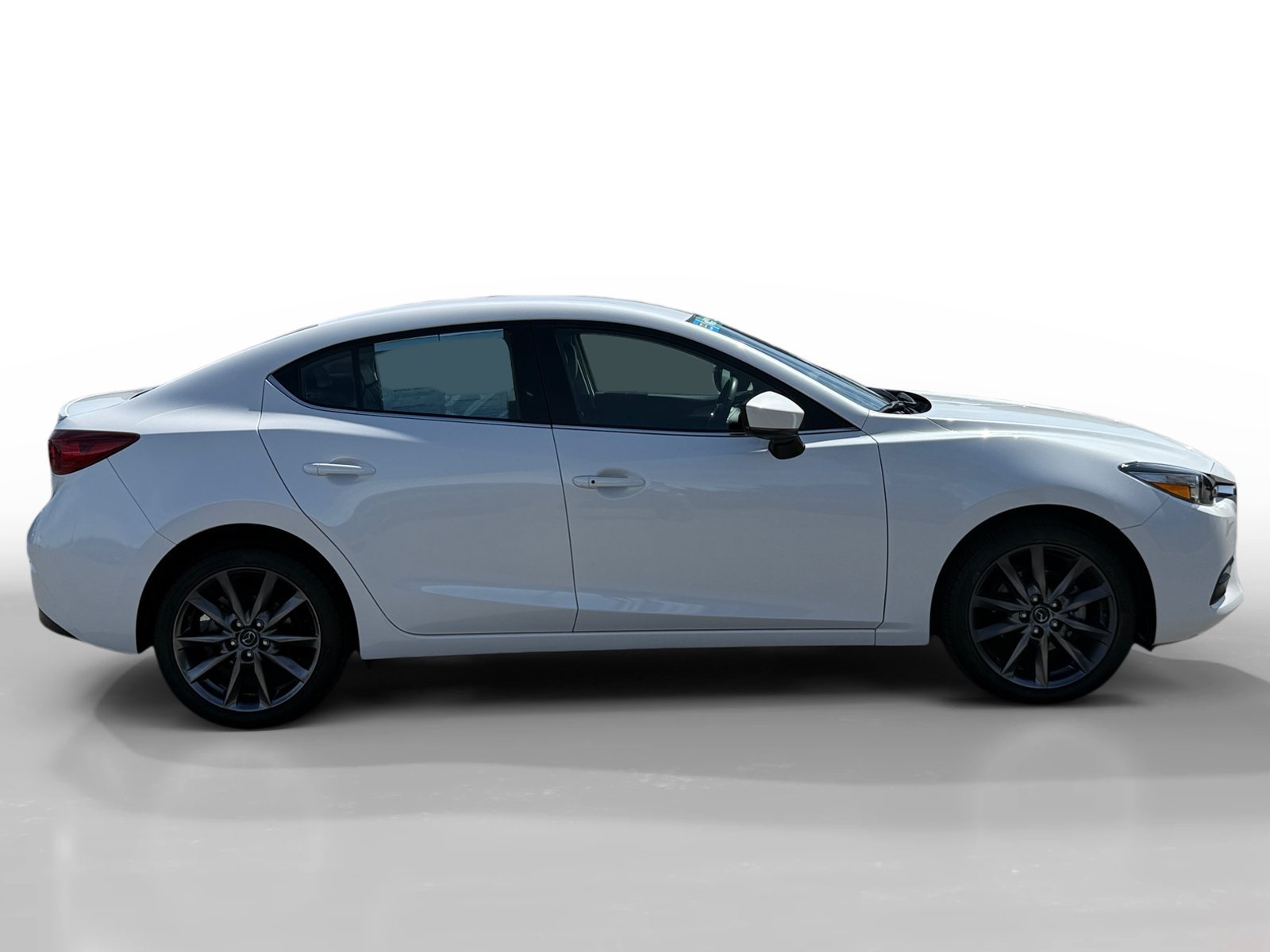 Used 2018 Snowflake White Pearl Mazda Touring image 6