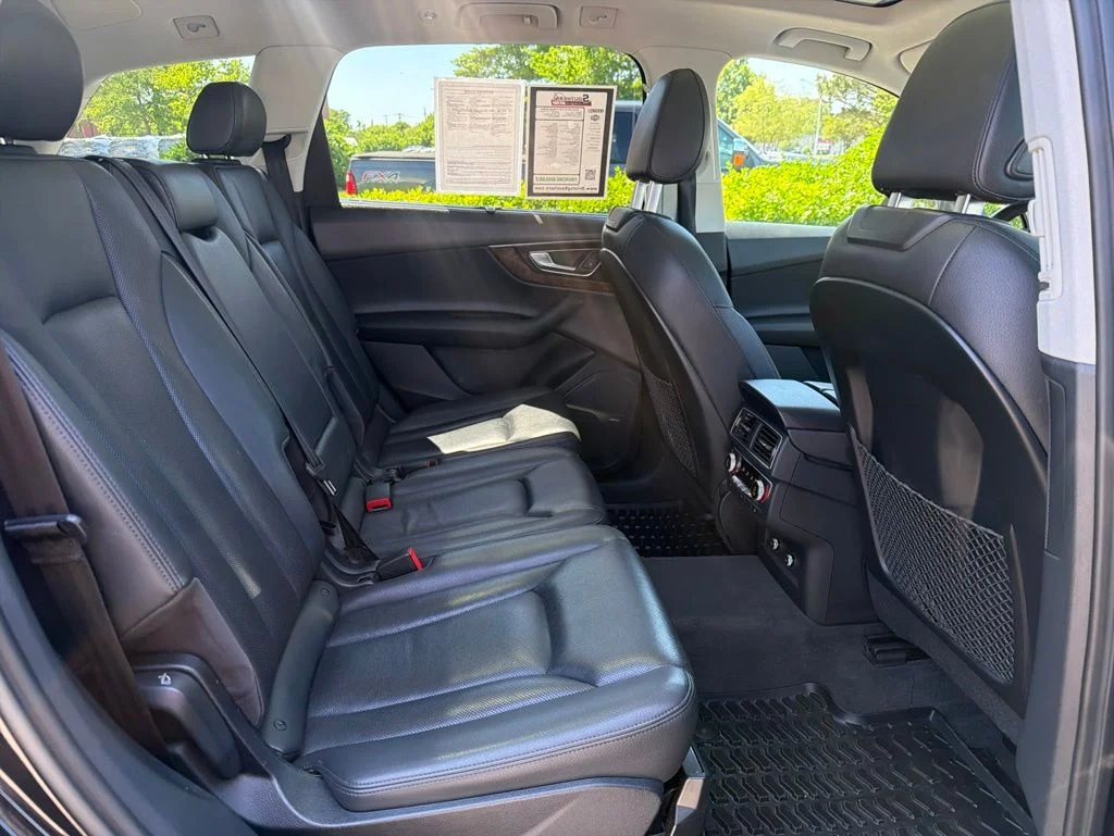 Used 2018  Audi 3.0T Prestige image 29