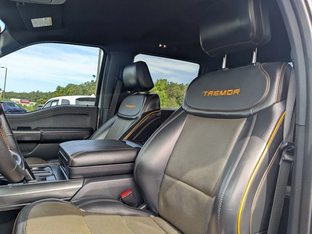 Used 2023  Ford Tremor image 15