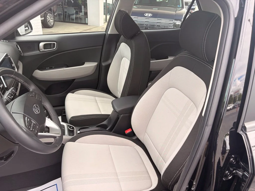 Used 2024 Onyx Black Hyundai SEL image 14