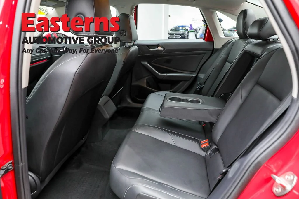 Used 2019 Red Volkswagen SEL image 20