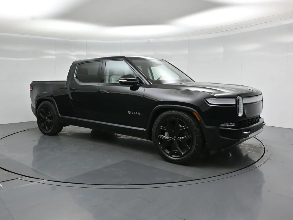 Certified Used 2023  Rivian Adventure image 18