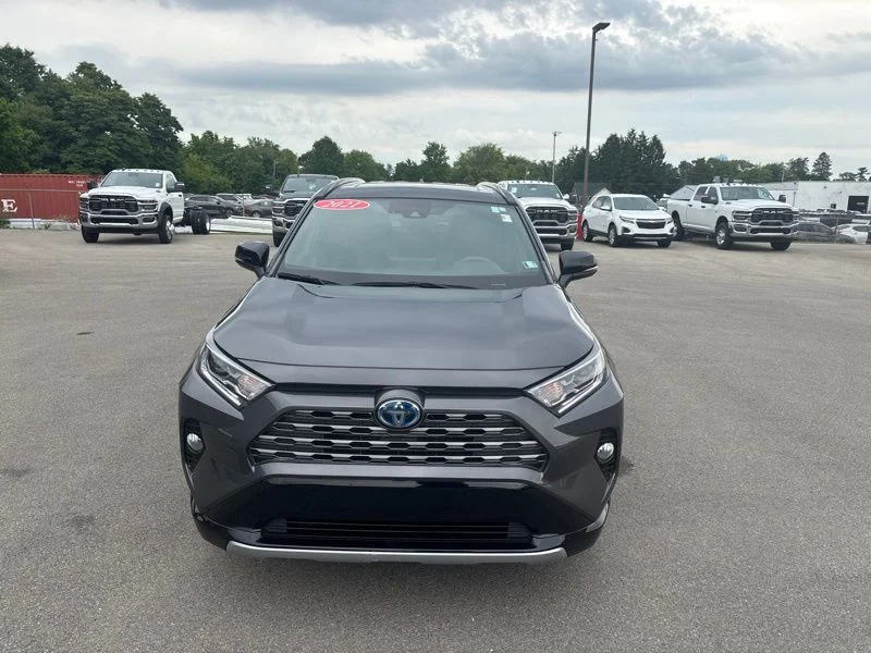 Used 2021 Gray Toyota XSE image 8