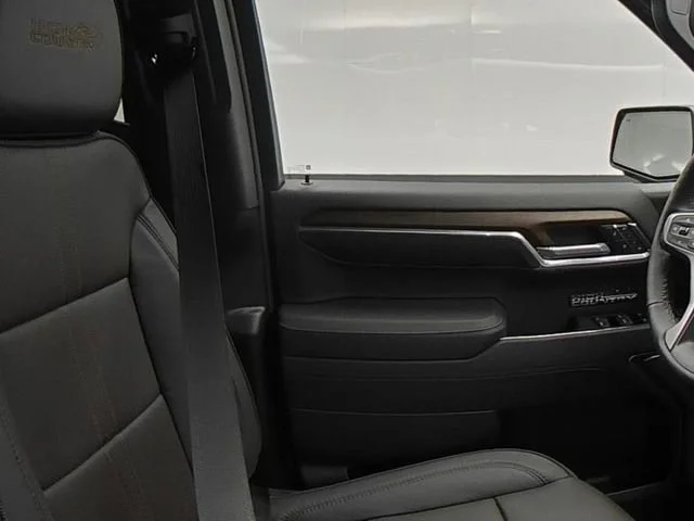 2026 Chevrolet Silverado 1500 High Country - Photo 34