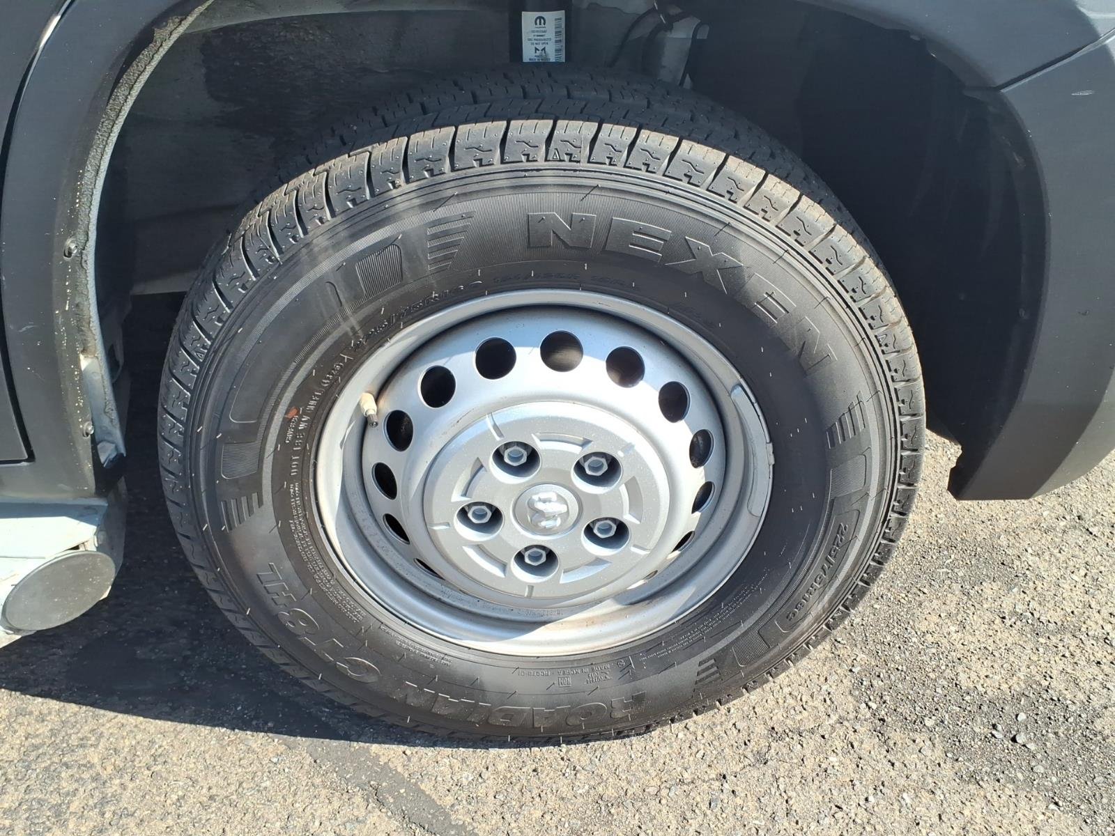 Photo 12