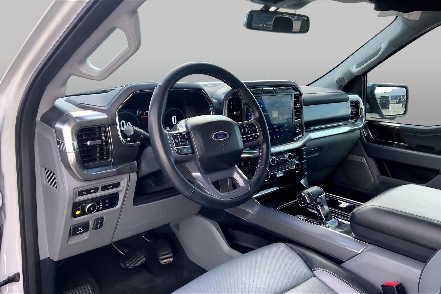 Used 2023 Avalanche Ford LARIAT image 18