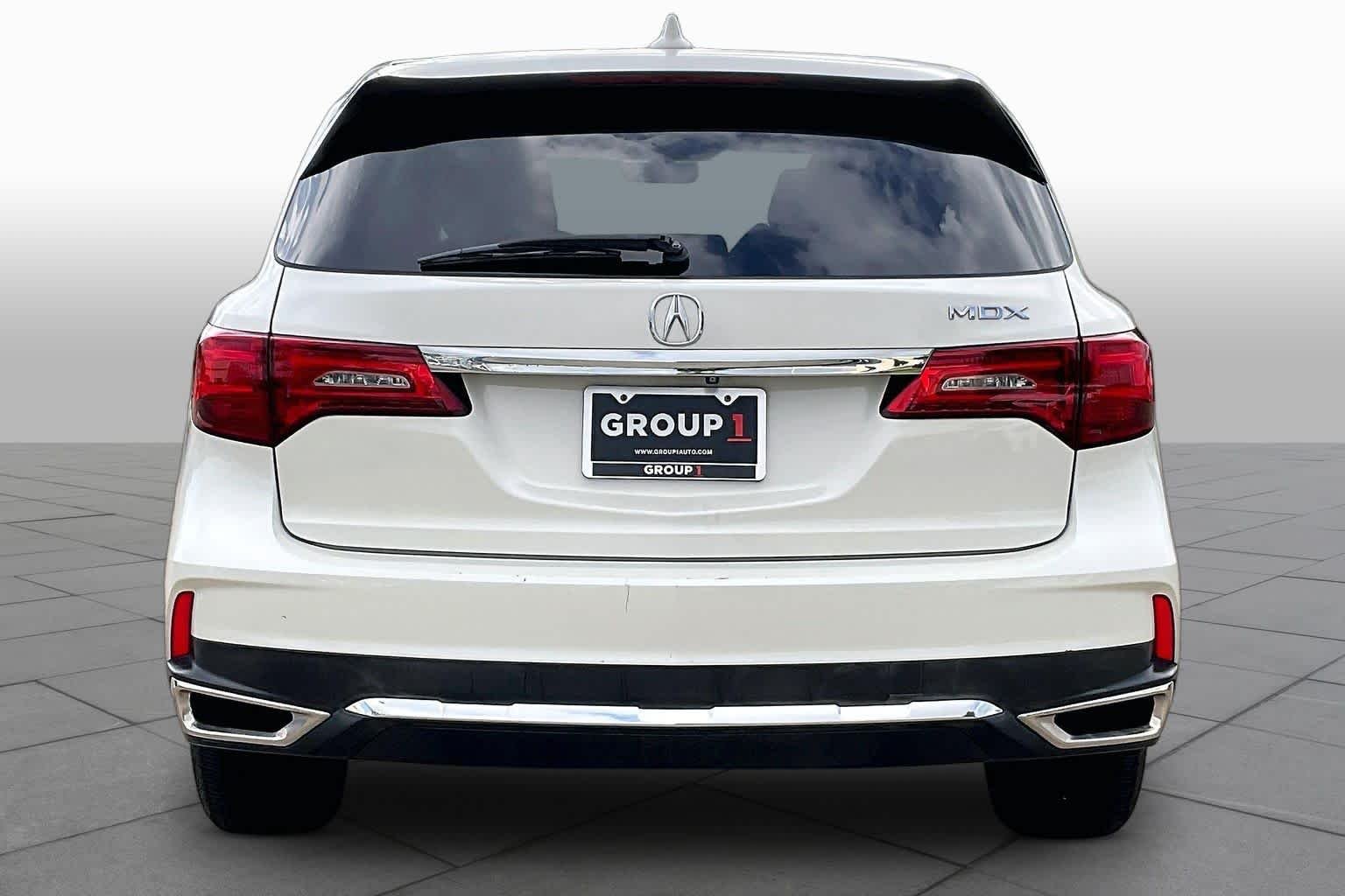 Used 2017 White Diamond Pearl Acura w/Technology Pkg image 5