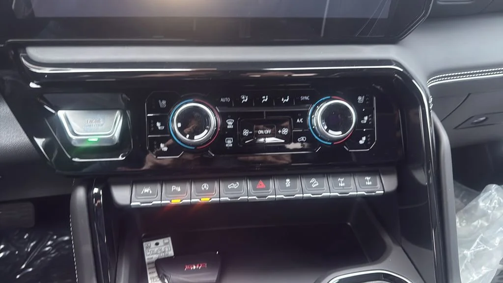 2026 GMC Sierra 1500 AT4X - Photo 20