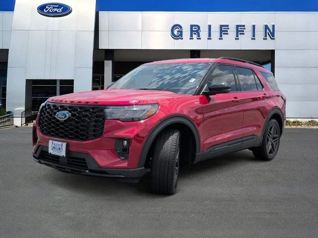 New 2026 Rapid Red Metallic Tinted Clearcoat Ford ST-Line image 11