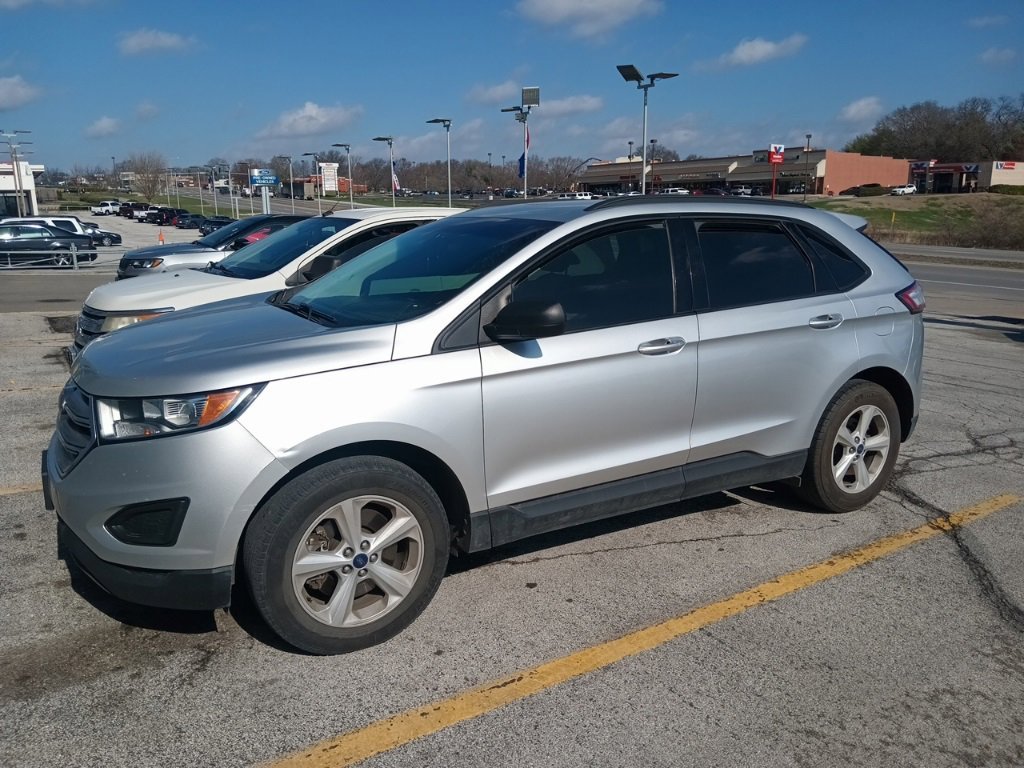 Used 2015 Ford Edge SE with VIN 2FMTK4G87FBC33662 for sale in Raytown, MO
