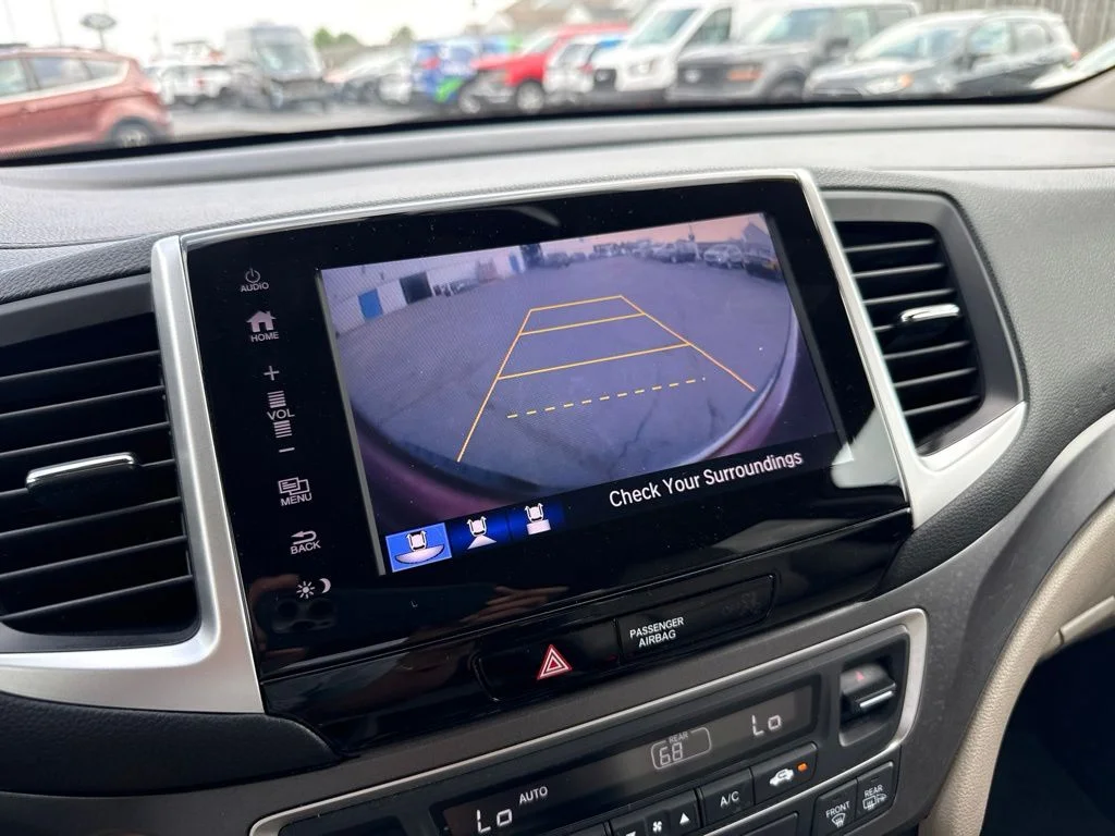 Used 2018  Honda RTL-T image 19