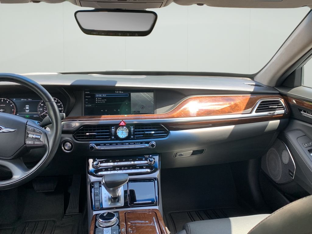 Used 2019 Casablanca White Genesis 3.3T Premium image 19