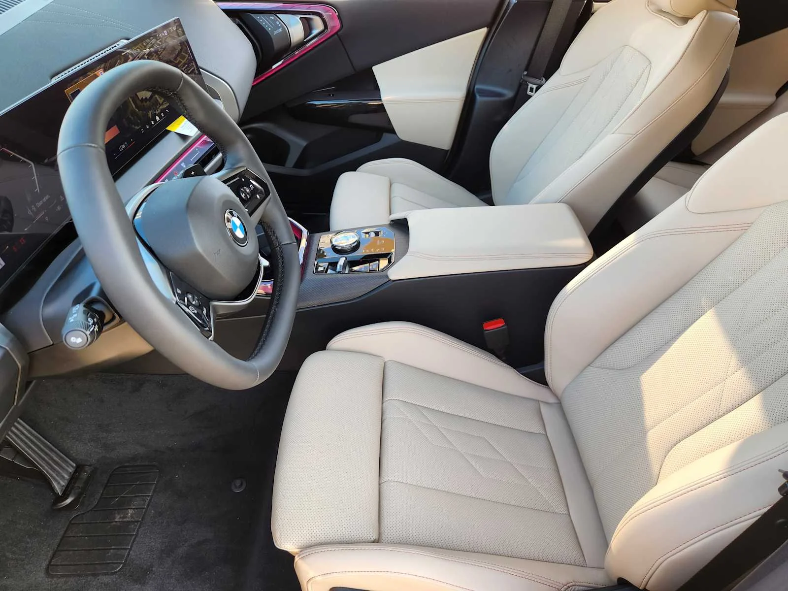 New 2026 Dune Grey Metallic BMW 30 xDrive image 4