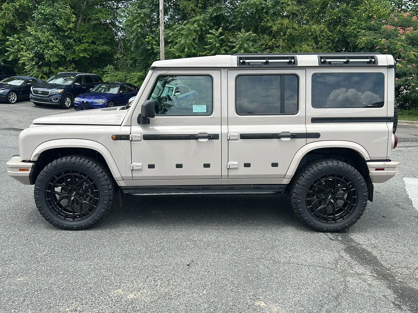 New 2025 Magic Mushroom INEOS Fieldmaster Edition *Monopaint Pkg**Vossen 22" Wheels* image 2