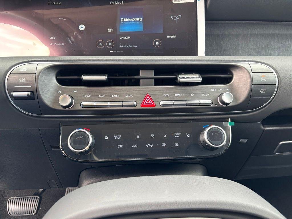 New 2026 White Pearl Hyundai Blue SEL 8P image 26