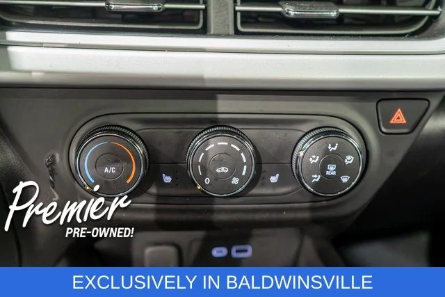 Used 2024 Yellow Chevrolet 1RS image 22