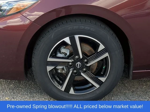Used 2025 Red Nissan SV image 18