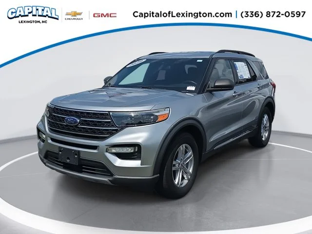 Used 2020 Silver Ford XLT image 1
