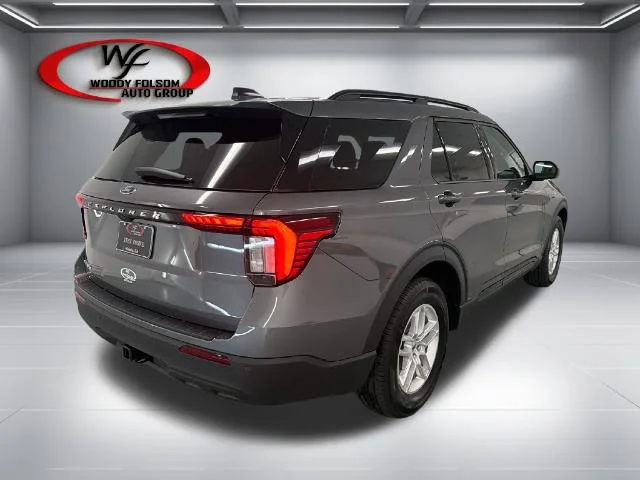 New 2026 Carbonized Gray Metallic Ford Active image 24