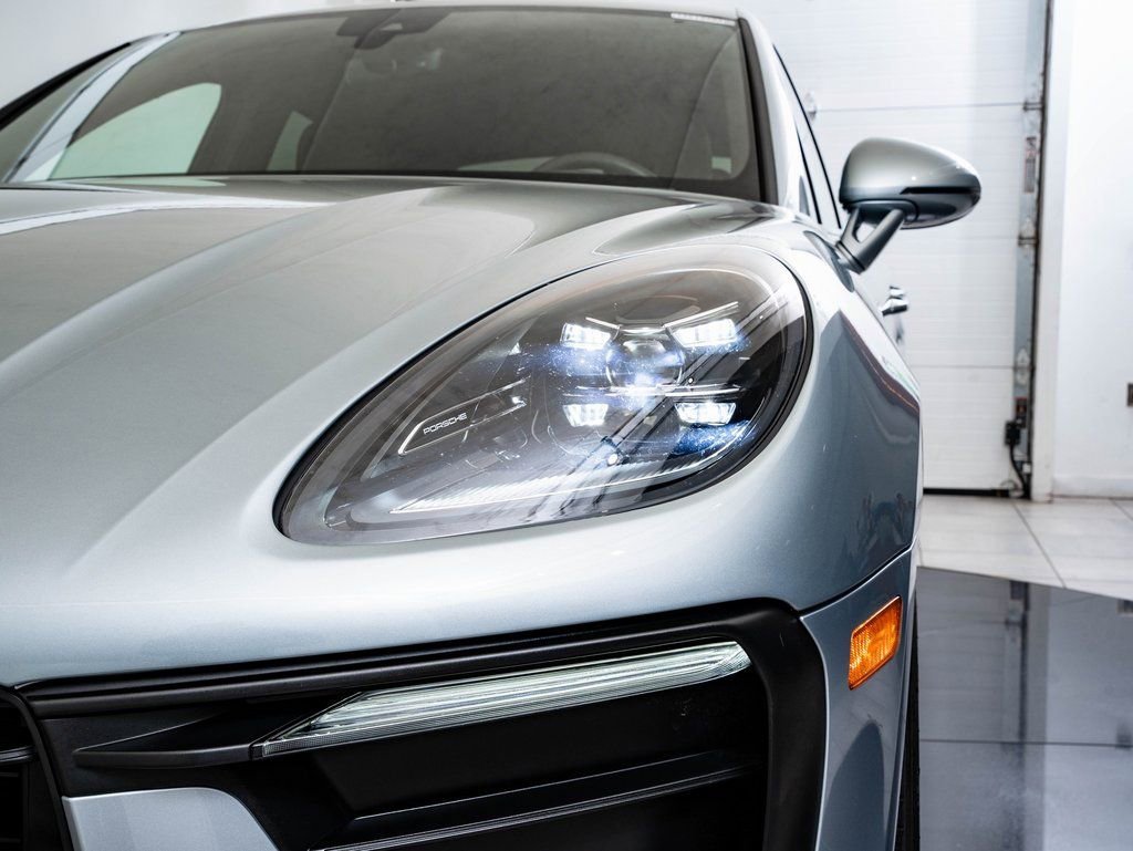 Used 2025 Dolomite Silver Metallic Porsche  image 13