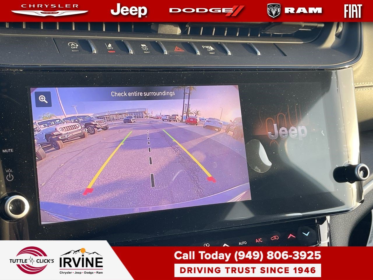 New 2026 Baltic Gray Metallic Clear-Coat Exterior Paint Jeep Laredo Altitude image 25