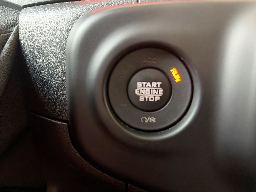 Used 2021 Gray Jeep Rubicon image 17