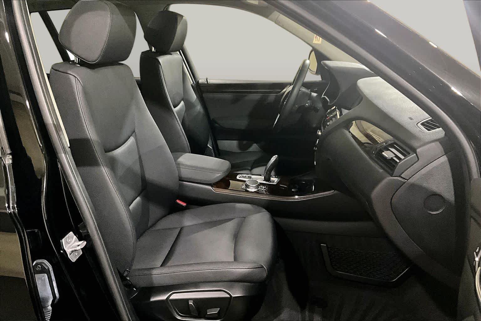 Used 2017 BLACK BMW xDrive28i image 7