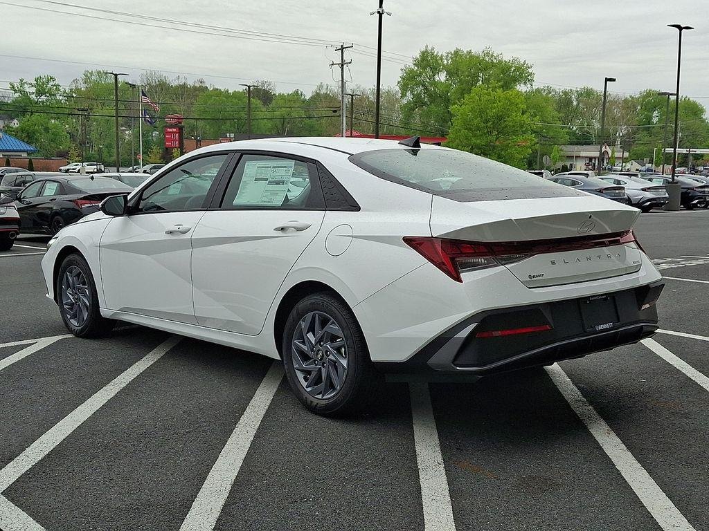 New 2026 Serenity White Pearl Hyundai Blue image 4