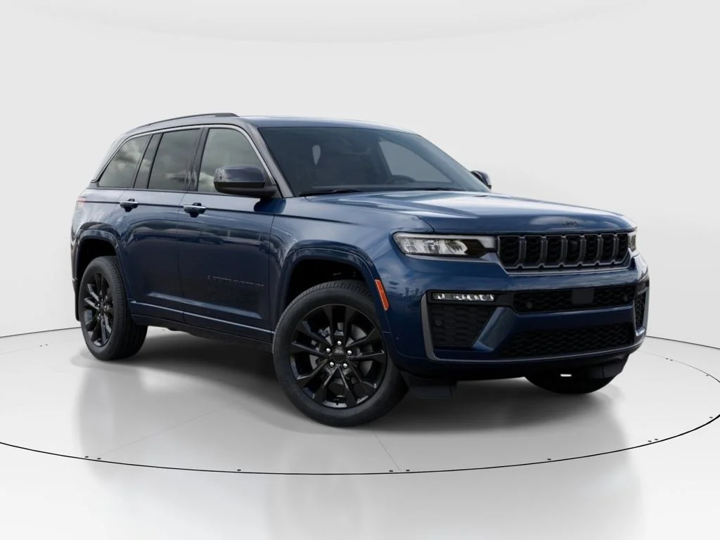 New 2026 Fathom Blue Pearl-Coat Exterior Paint Jeep Limited Reserve image 6