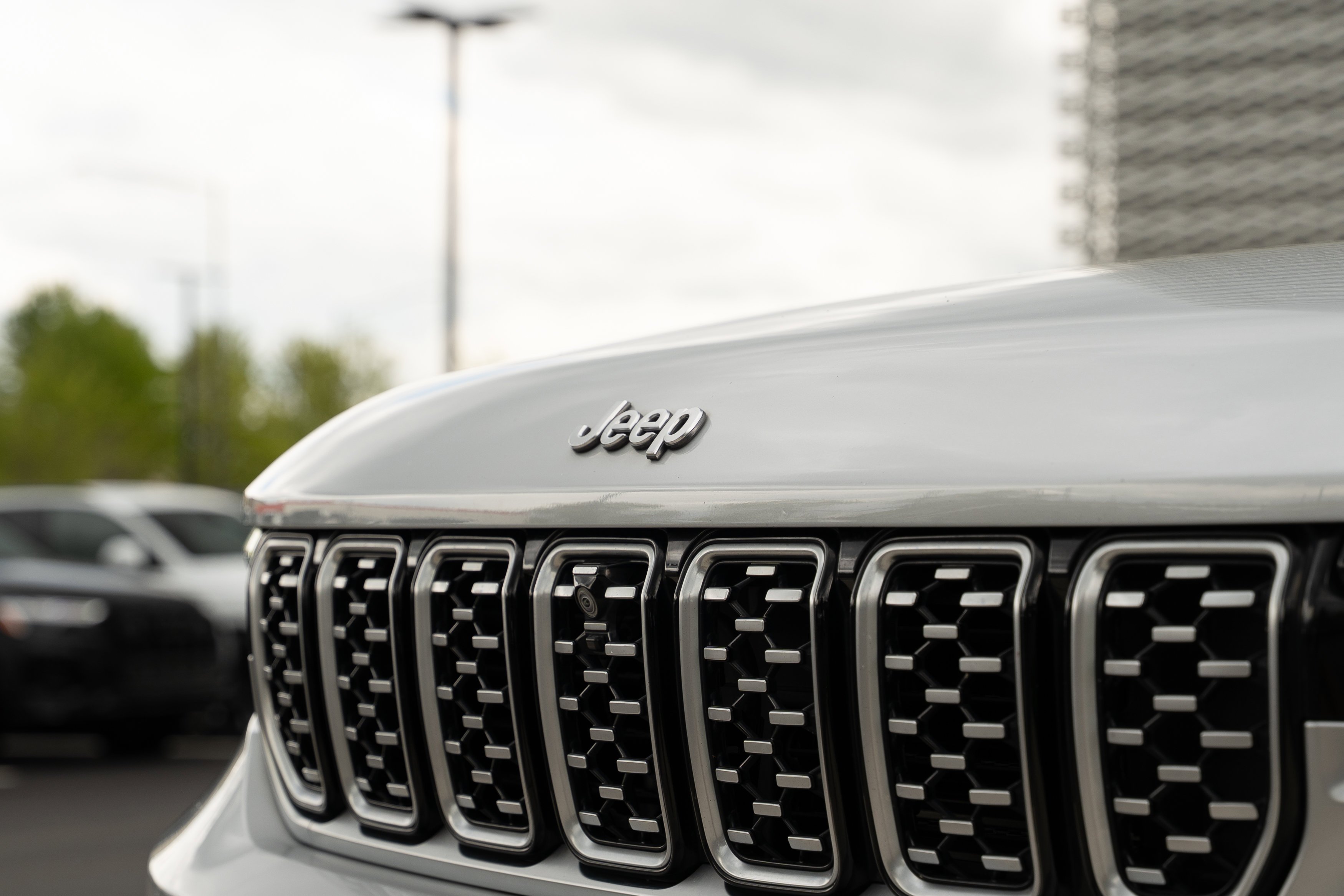 Used 2021 Silver Zynith Jeep Summit image 43