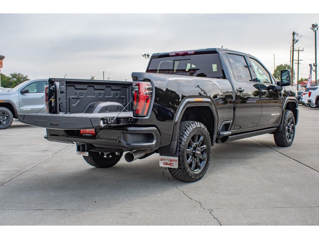 2026 GMC Sierra 2500HD AT4 - Photo 9