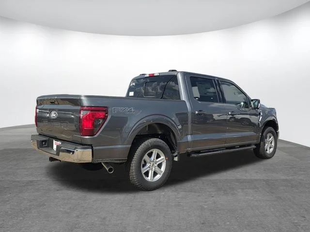 New 2026 Carbonized Gray Metallic Ford XLT image 24