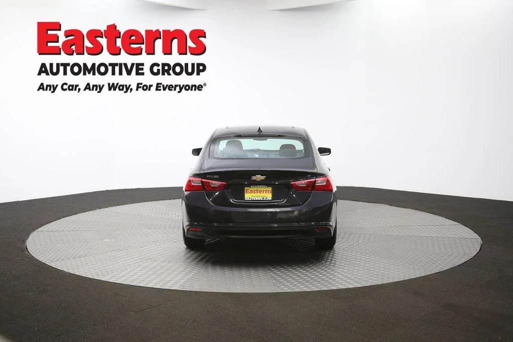 Used 2023 Gray Chevrolet LT image 36